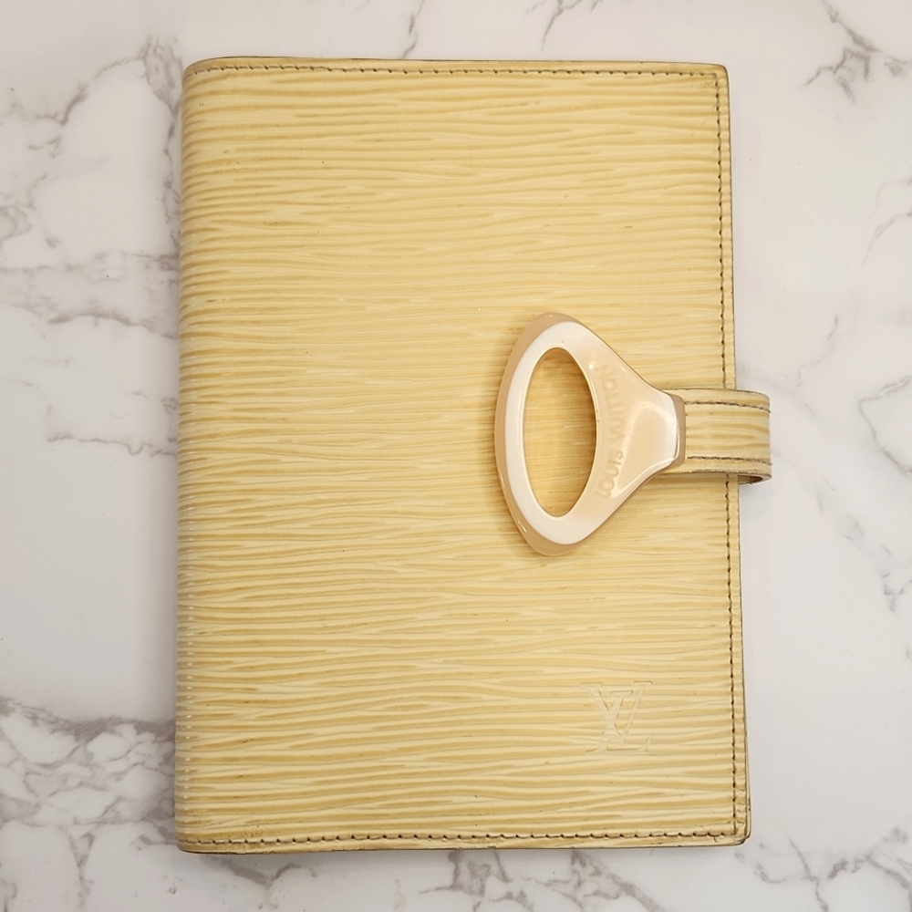 Authentic LOUIS VUITTON Epi Leather PM Agenda in Yellow